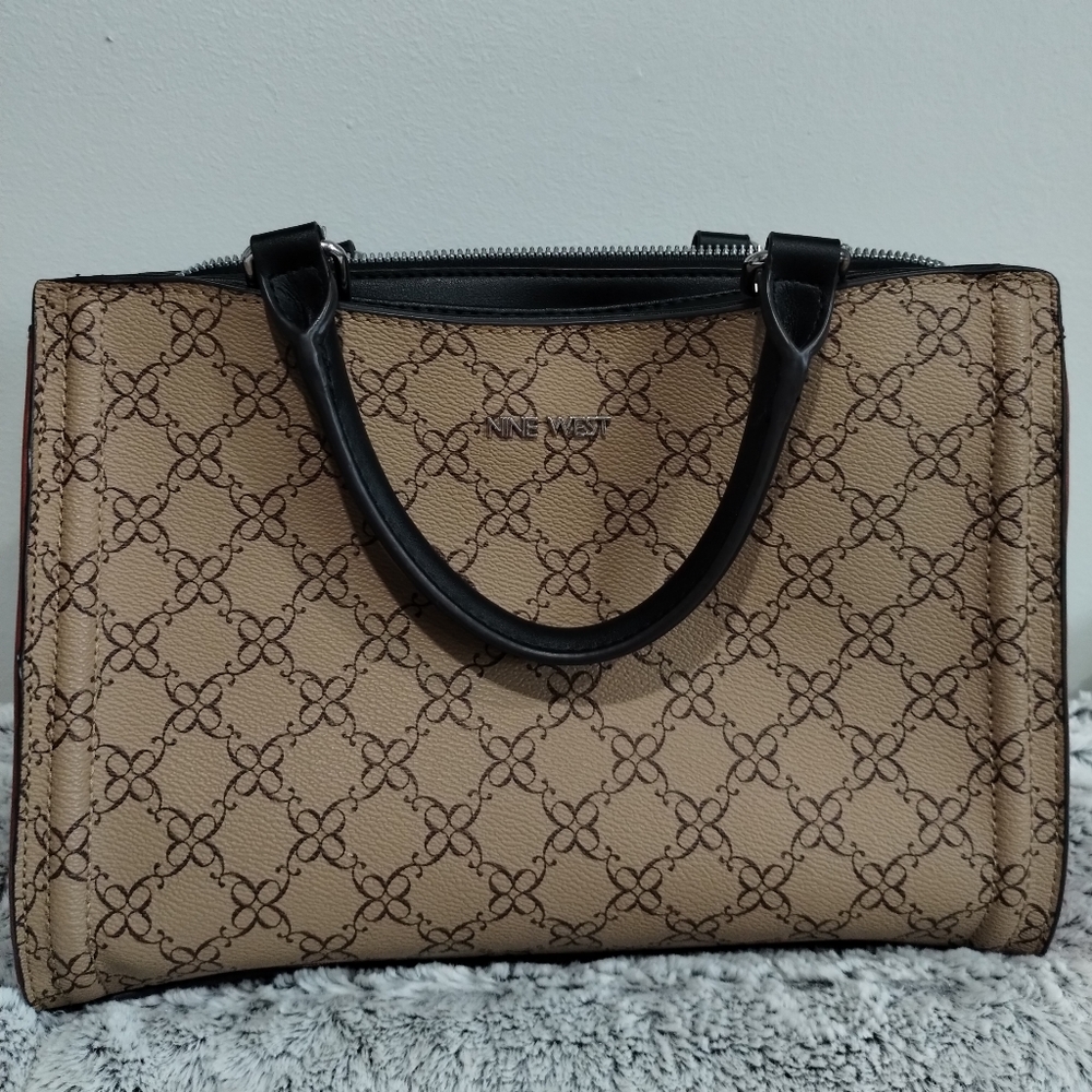 Nine west bags - Picture 1 of 9